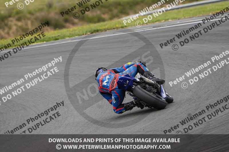 cadwell no limits trackday;cadwell park;cadwell park photographs;cadwell trackday photographs;enduro digital images;event digital images;eventdigitalimages;navarra;no limits trackdays;peter wileman photography;racing digital images;trackday digital images;trackday photos